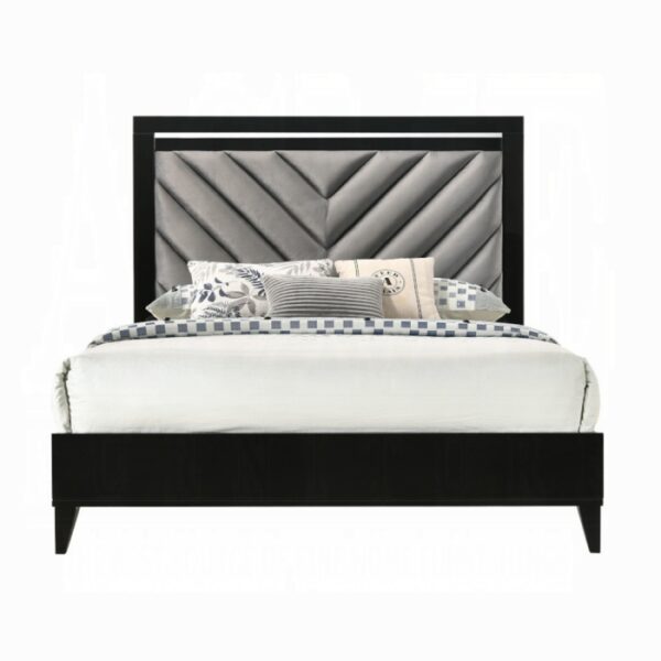 Chelsie Queen Bed - Image 5